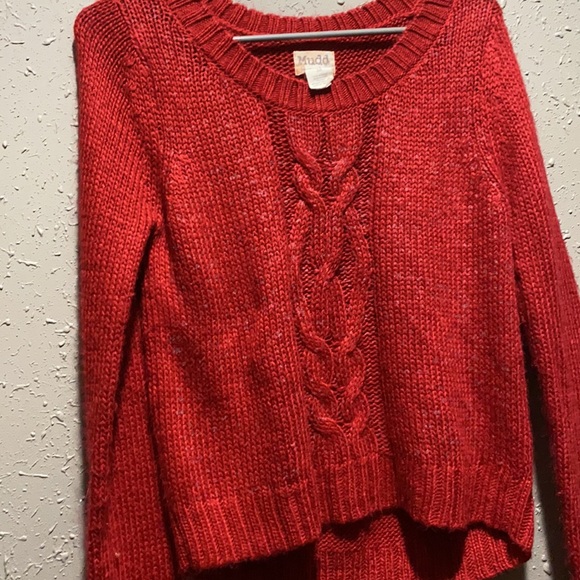 Red sweater - Picture 6 of 6